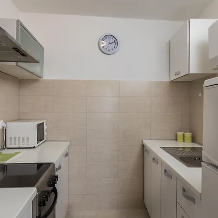 Meet & Greet דירה